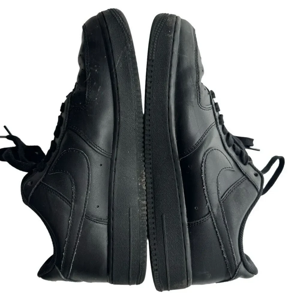 Nike Men’s Air Force 1 Sneaker Triple Black Low Size 9